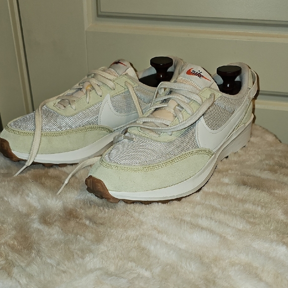 Nike Women's White and Cream Sneakers - Picture 1 of 13